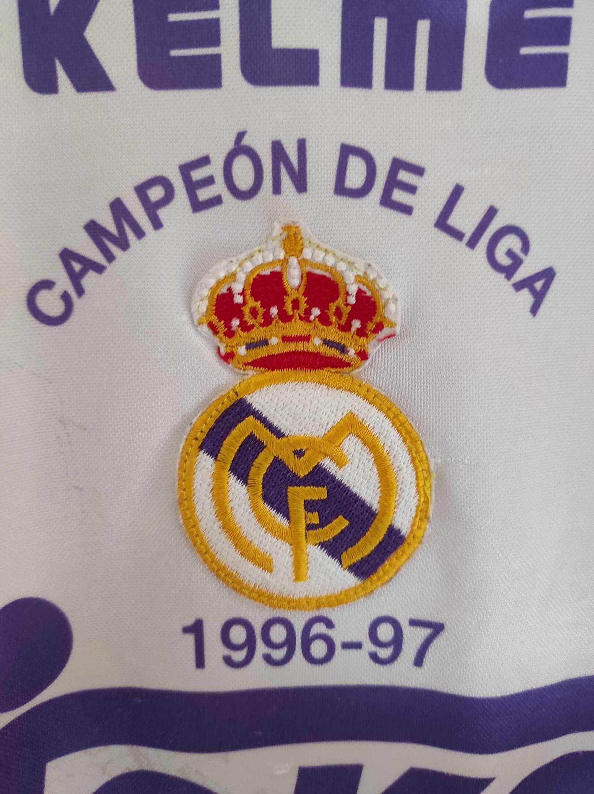 REAL MADRID 1996-1997 Campeón Liga S - 4