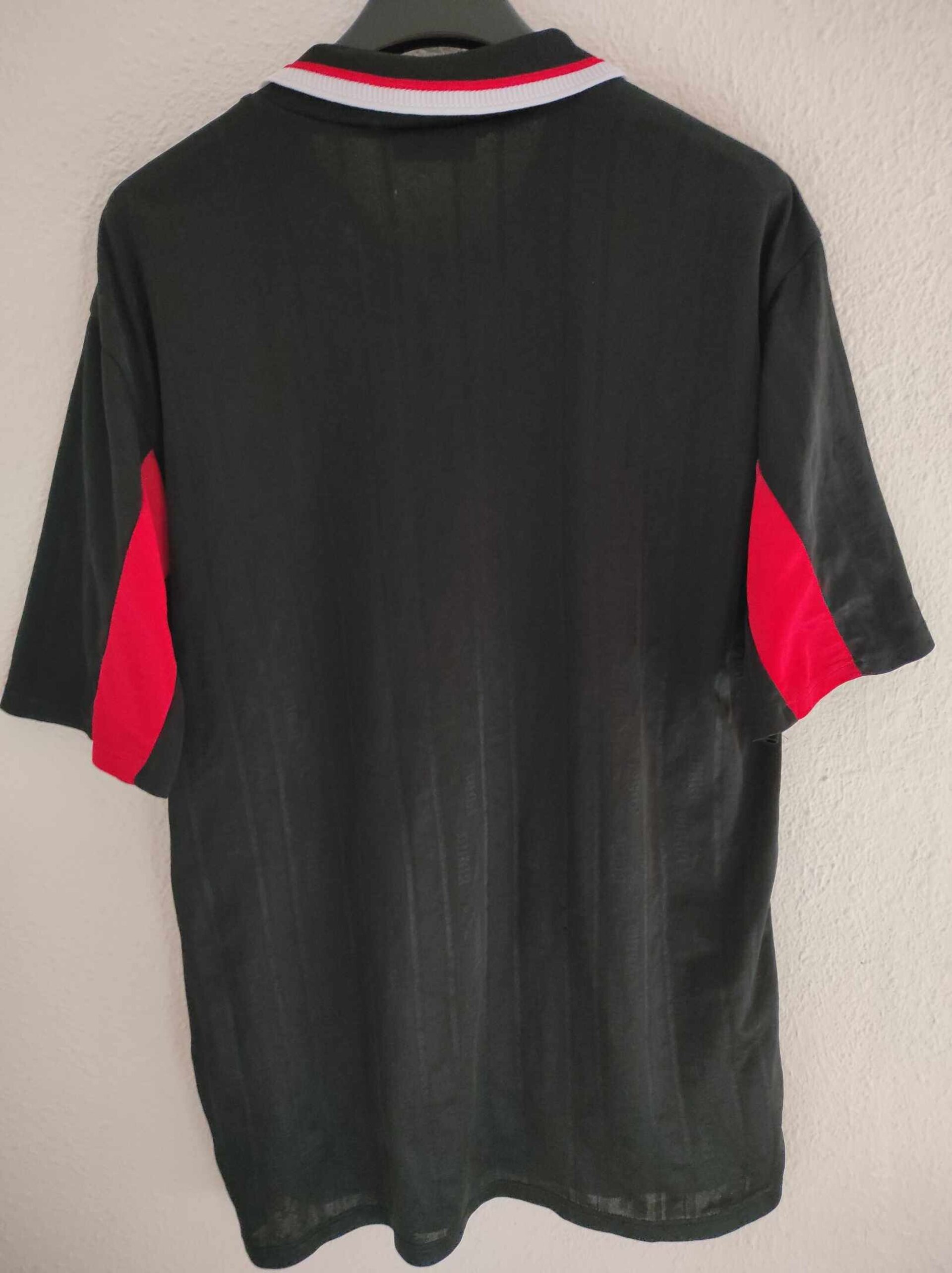 EINTRACHT FRANKFURT 1999-2000 L - 6