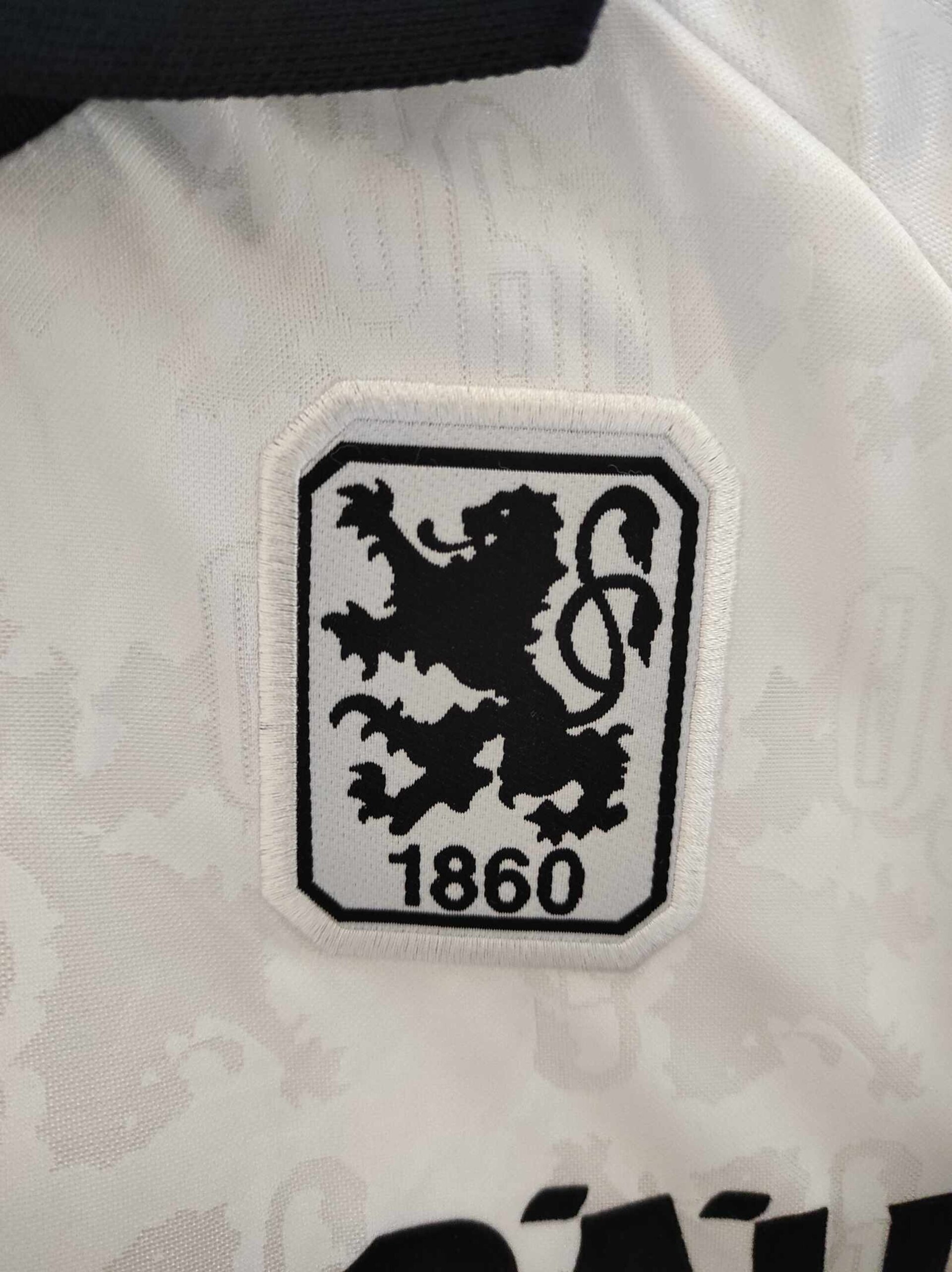 1860 MUNICH 1996-1997 BNWT M - 8