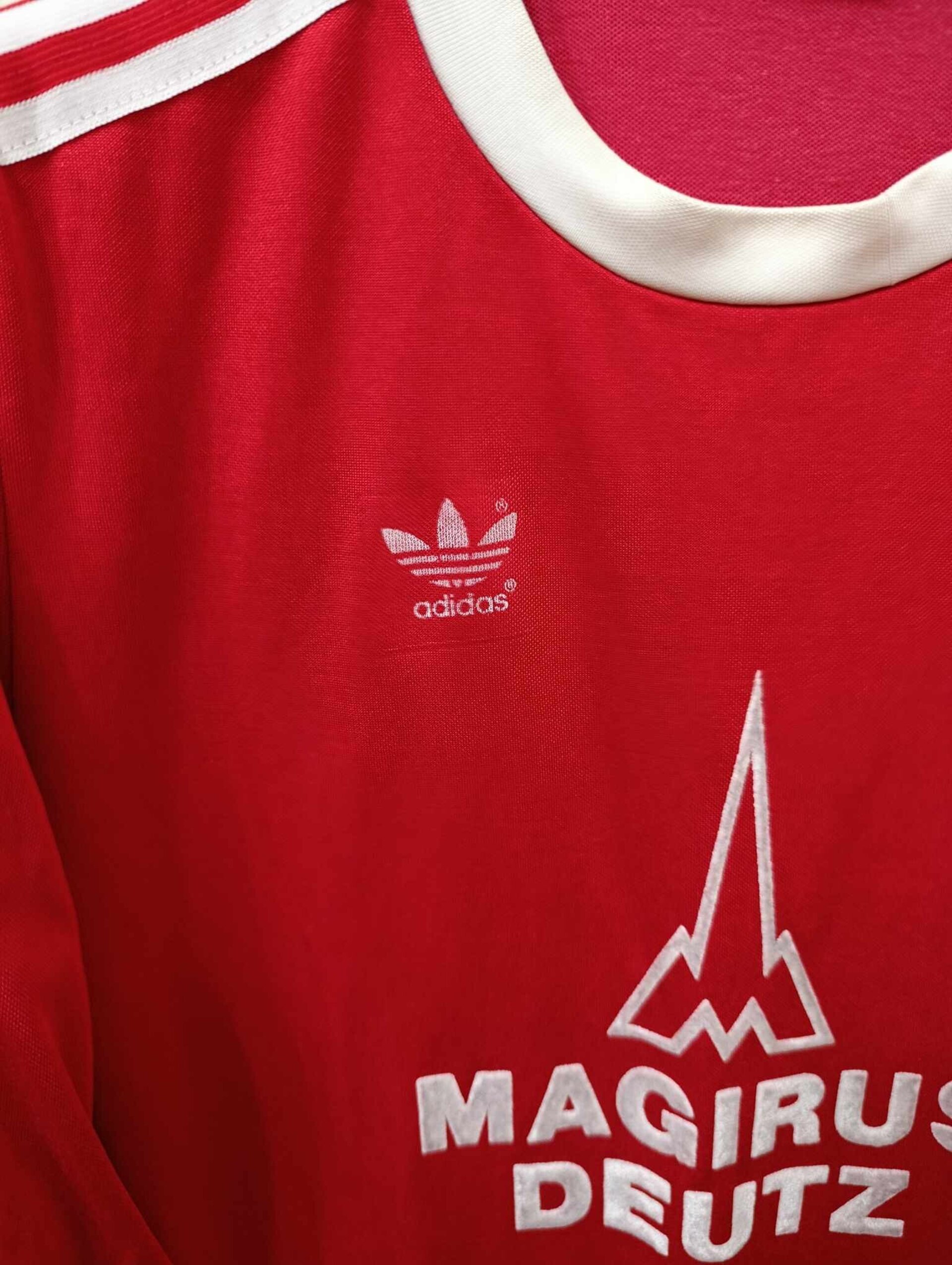 BAYERN MUNICH 1978-1979 M - 4