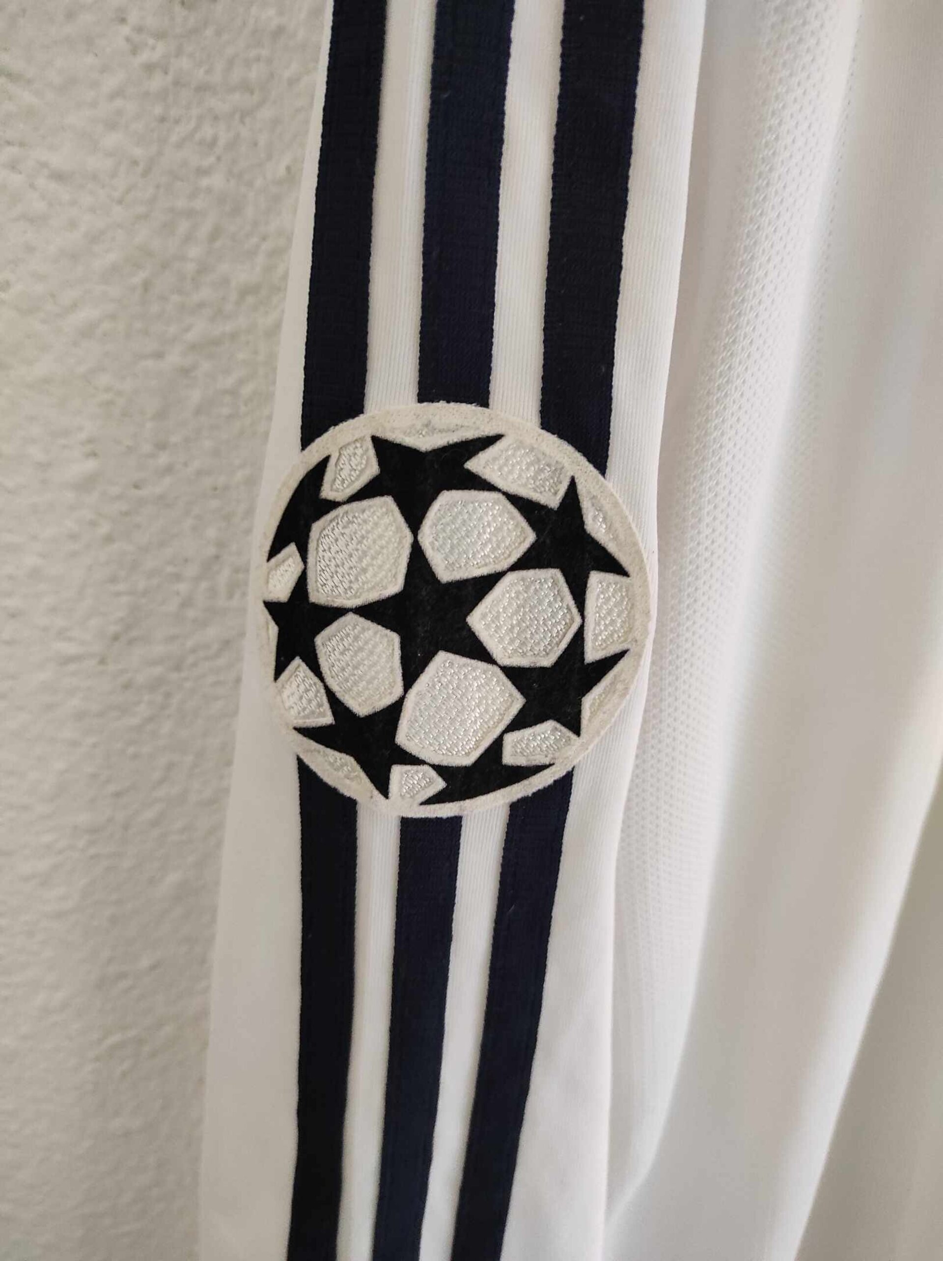 REAL MADRID 2001-2002 Champions League M - 8