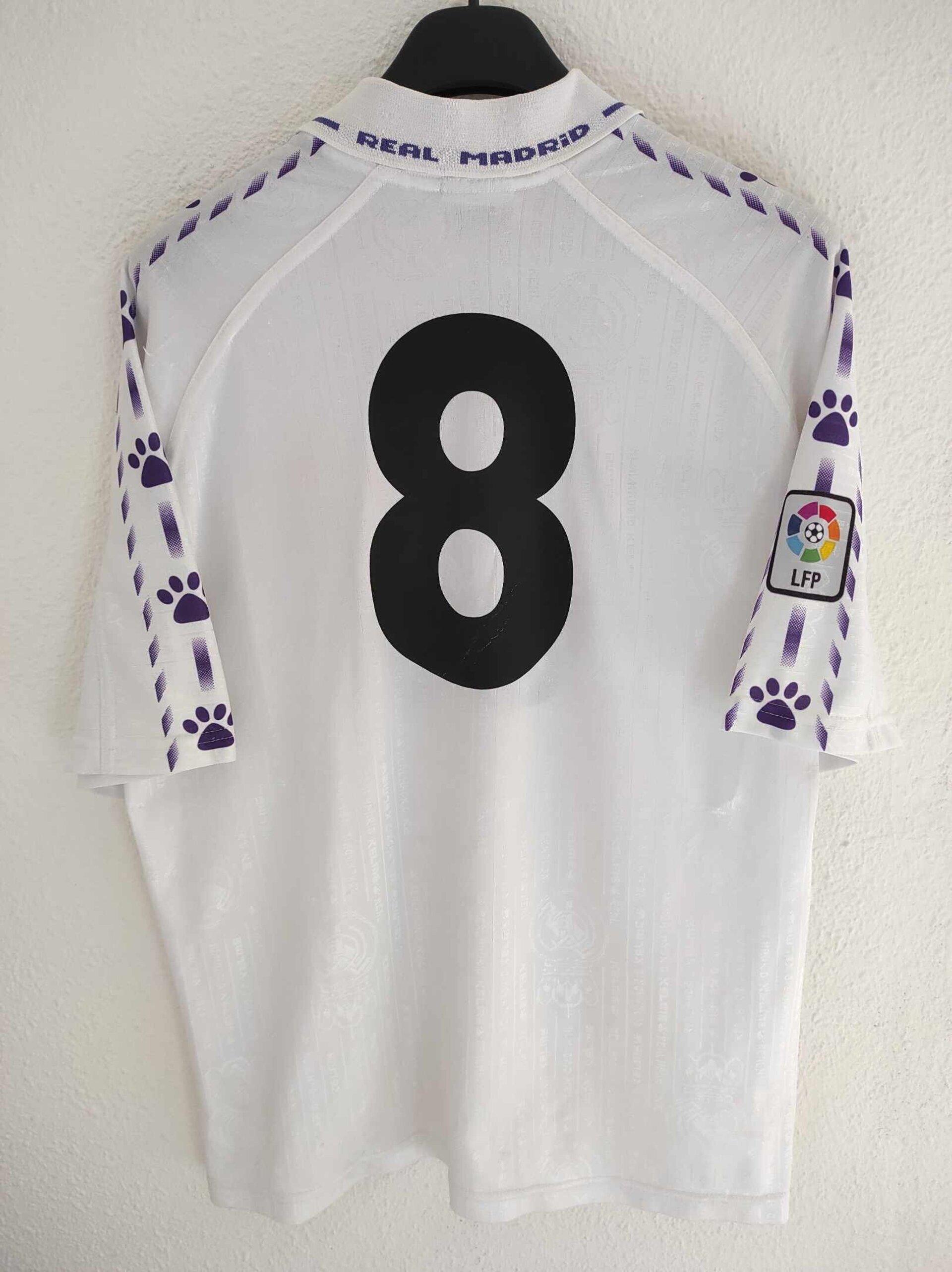 REAL MADRID 1996-1997 number 8 S - 2