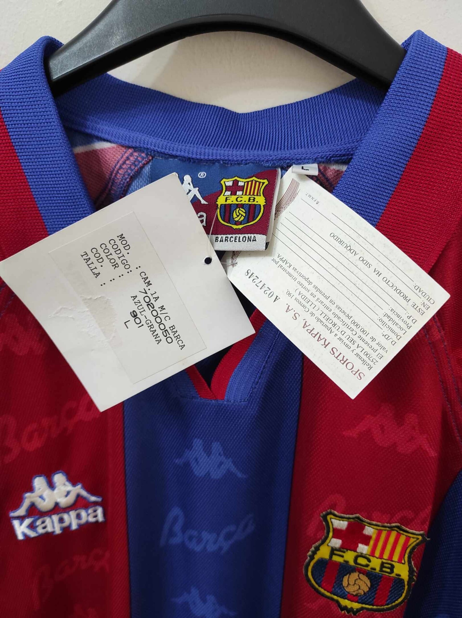 FC BARCELONA 1995-1996 BNWT L - 3