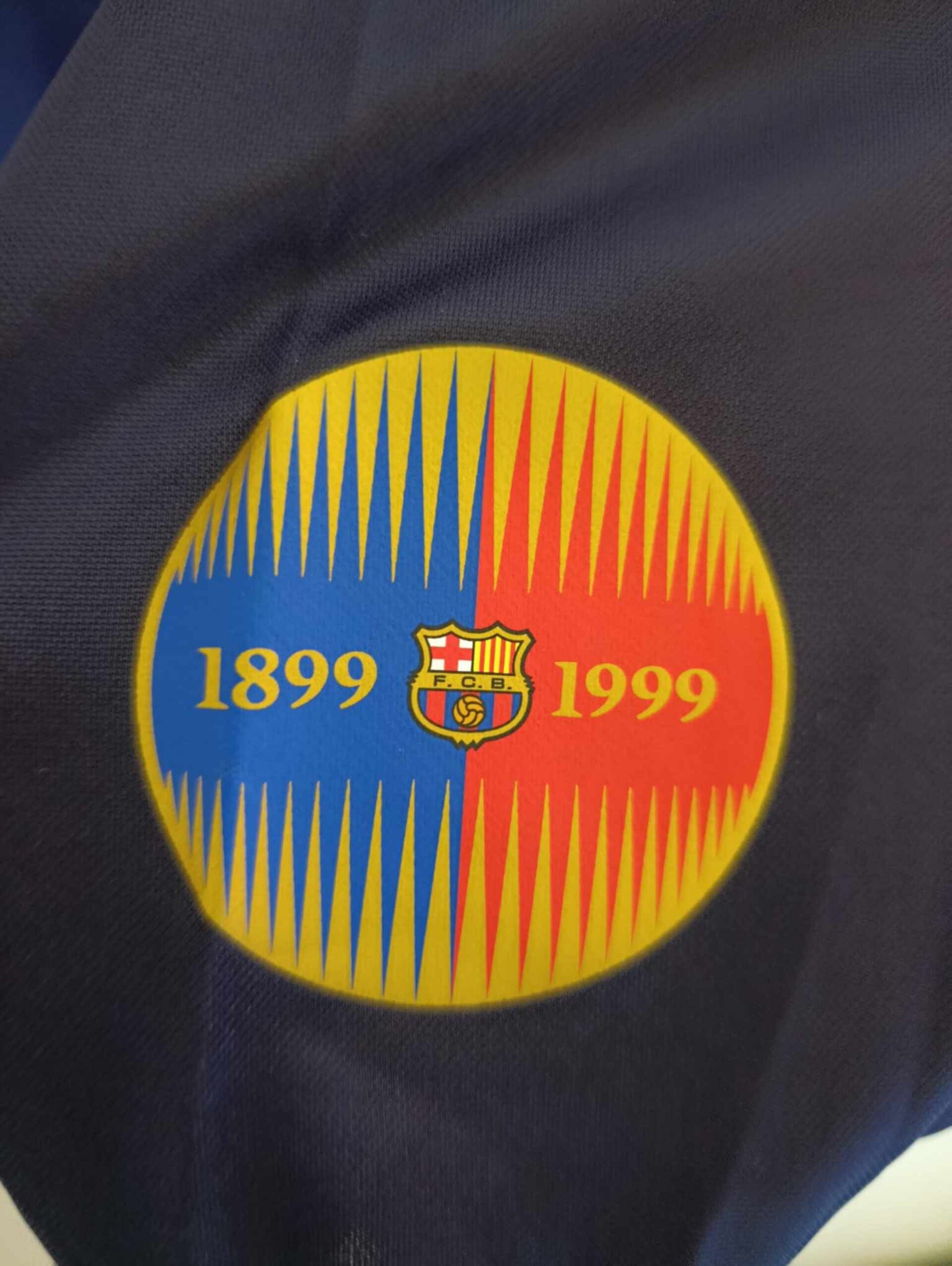 FC BARCELONA 1998-1999 Centenary BNWT M - 8