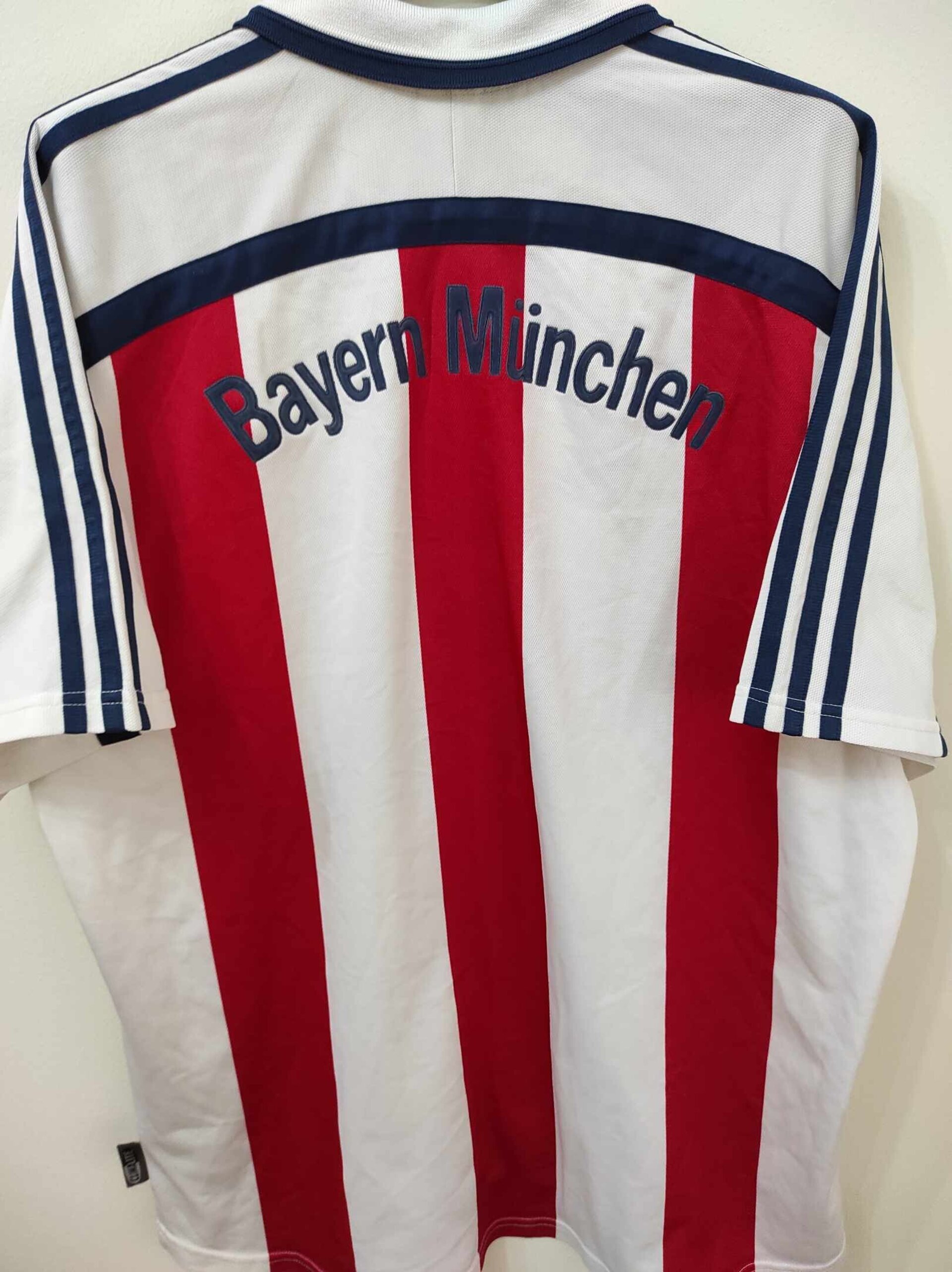 BAYERN MUNICH 2000-2001 XL - 6