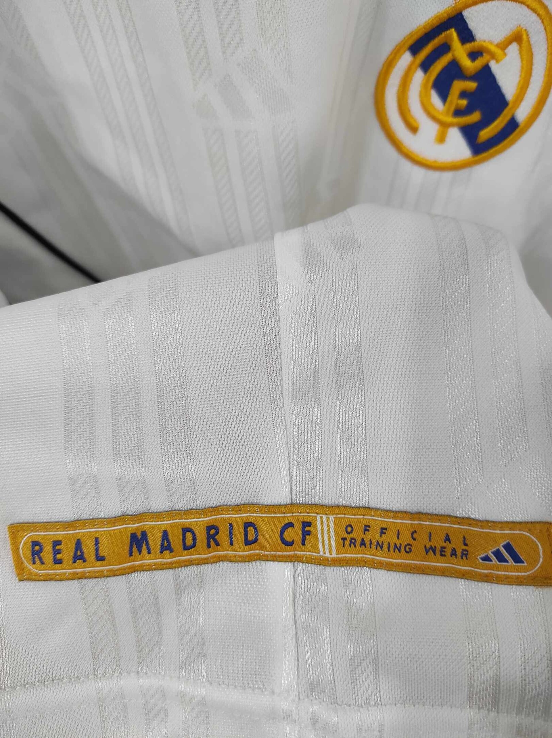 REAL MADRID 90s Training L - 5
