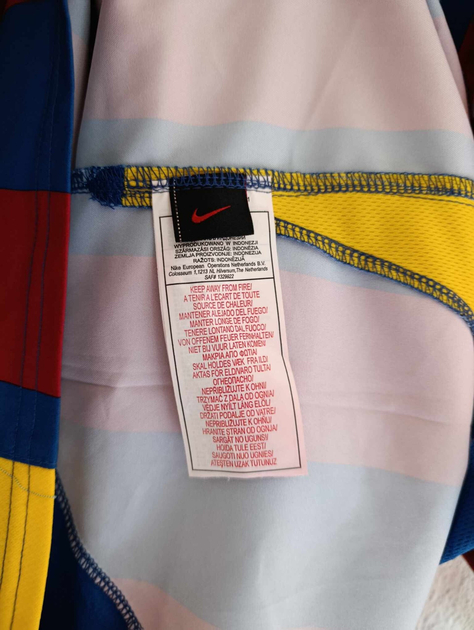 FC BARCELONA 2005-2006 BNWT Total 90 L - 6