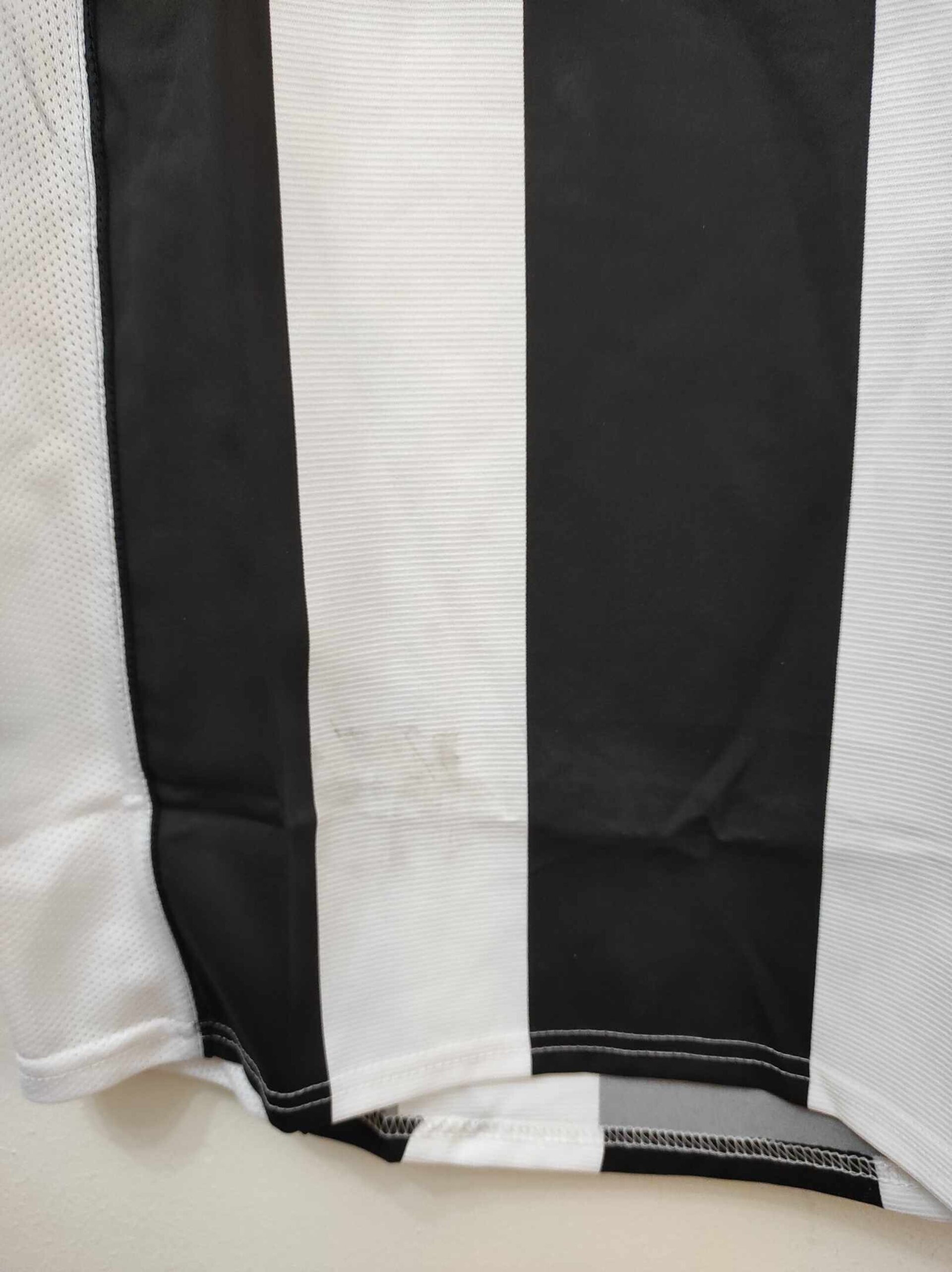 JUVENTUS 2004-2005 BNWT S - 6