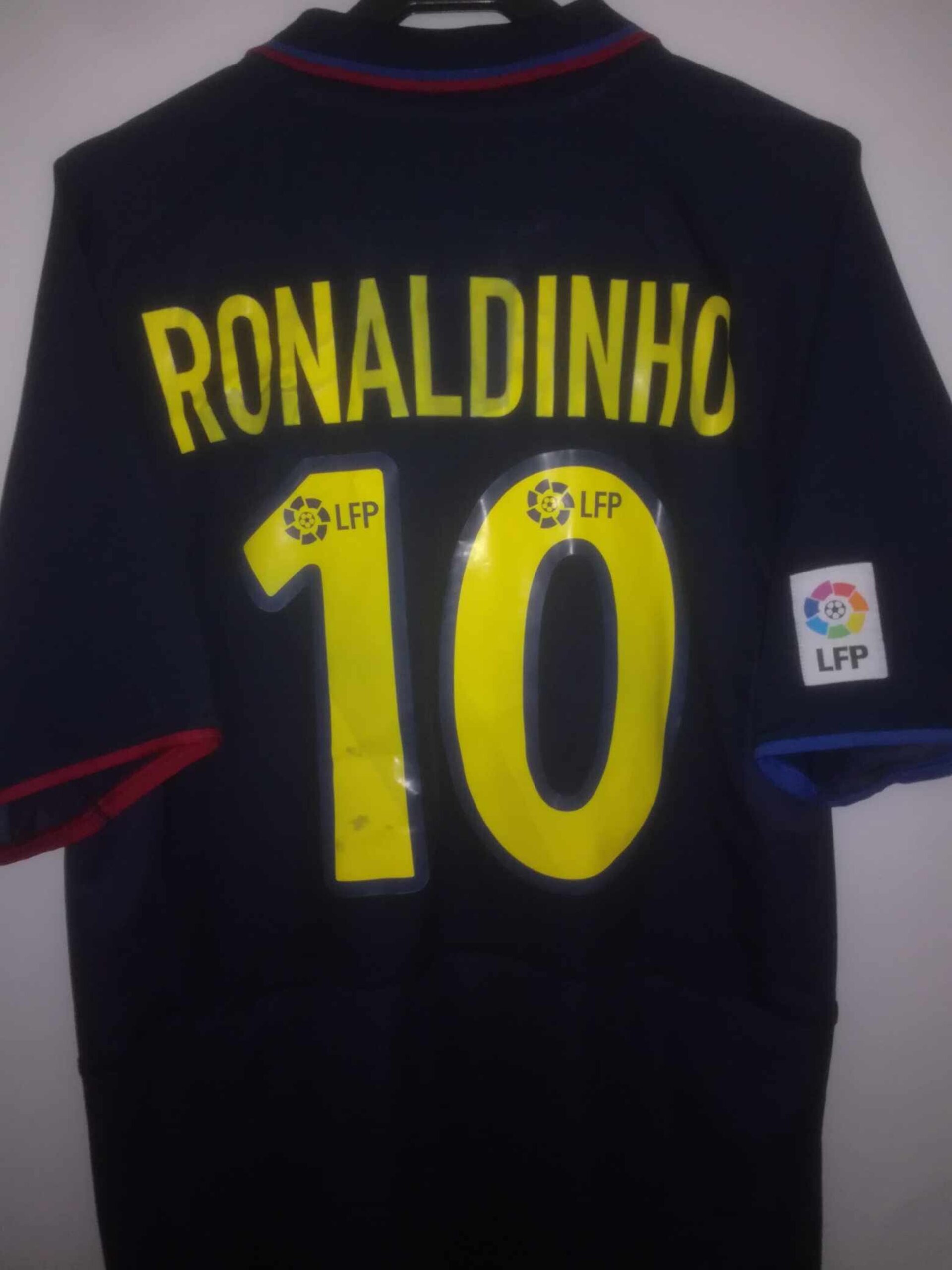 FC BARCELONA 2003-2004 away Ronaldinho 10 L - 1