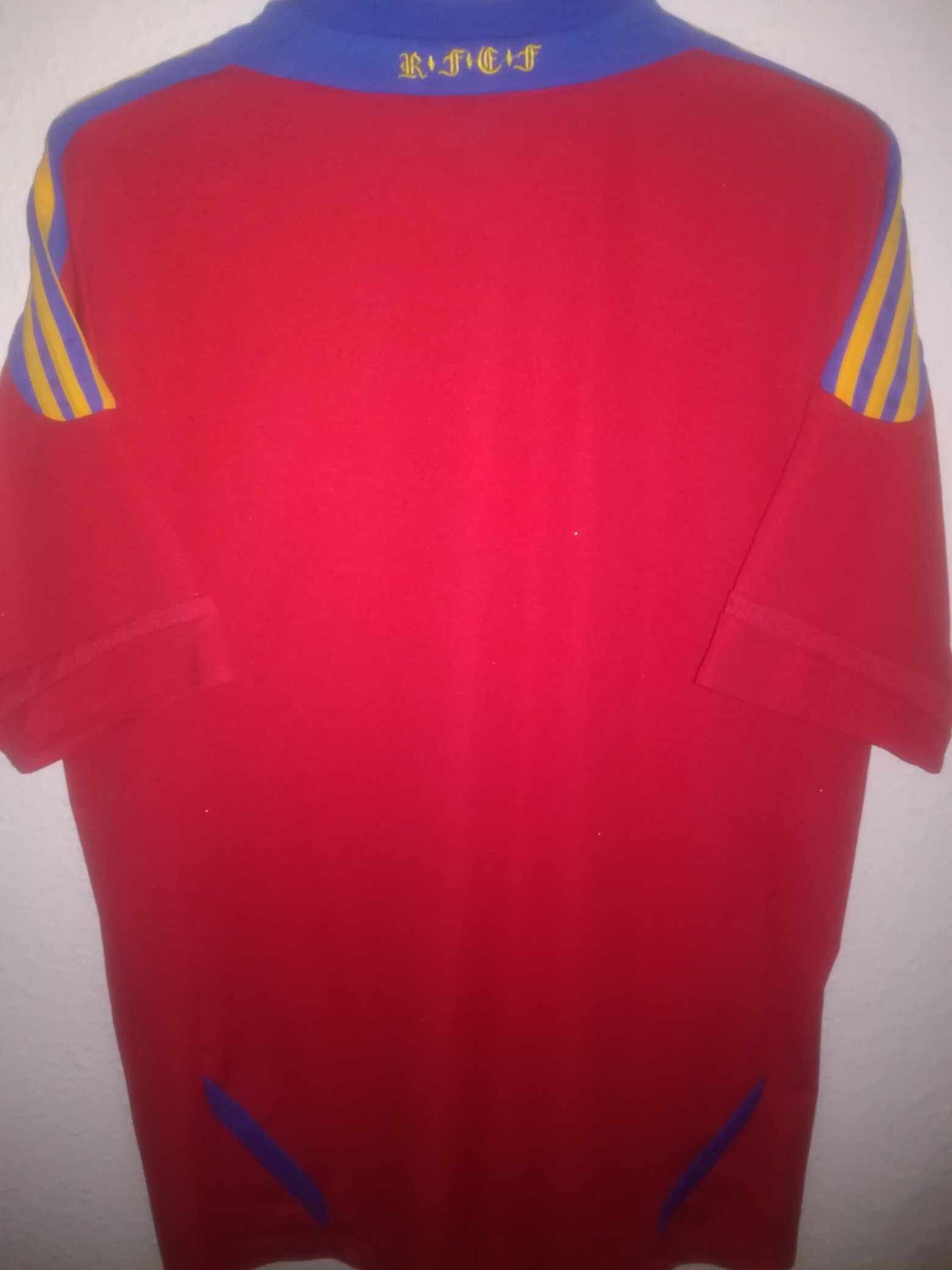 SPAIN 2011 M - 8