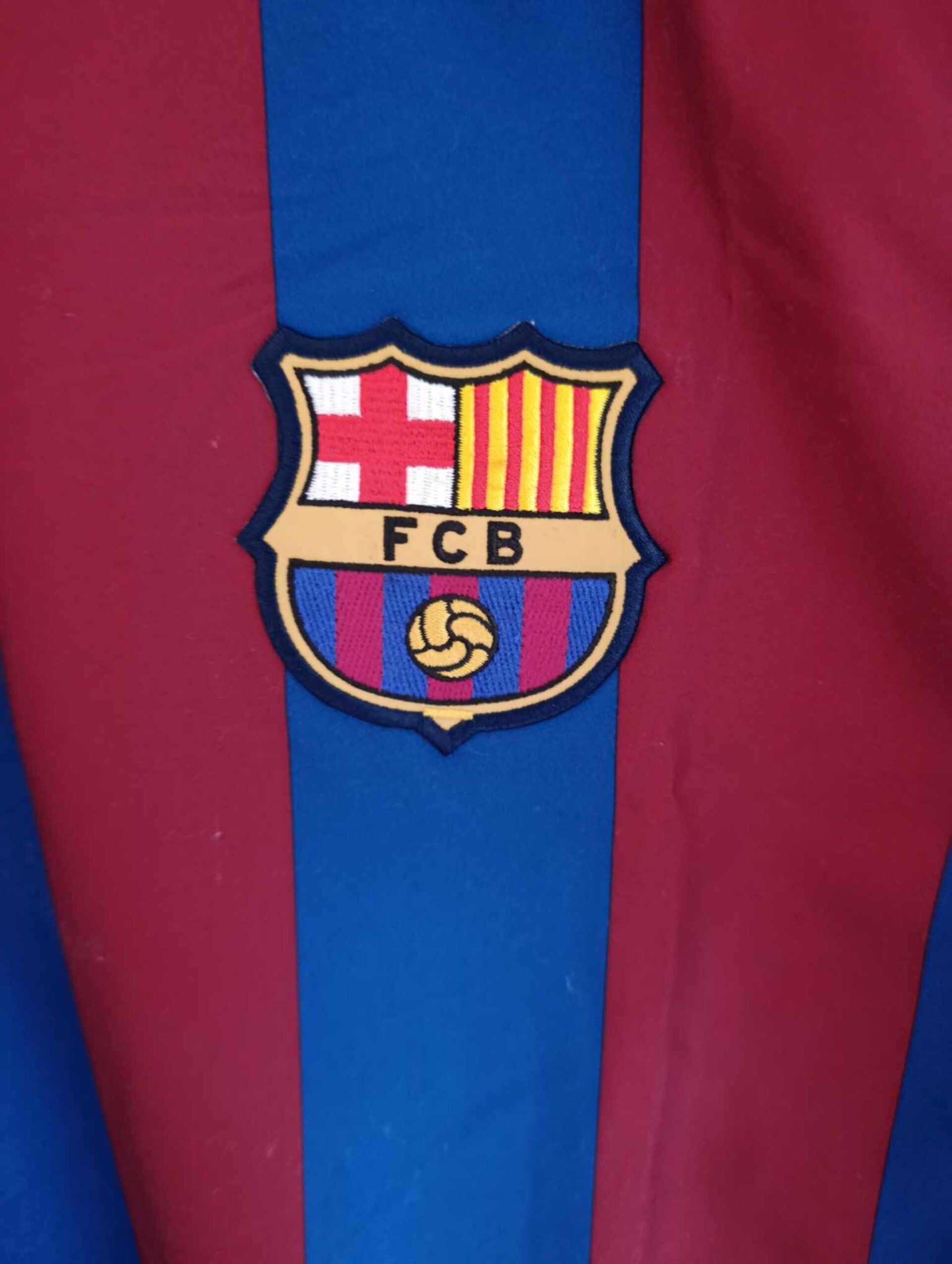FC BARCELONA 2005-2006 BNWT Total 90 L - 11
