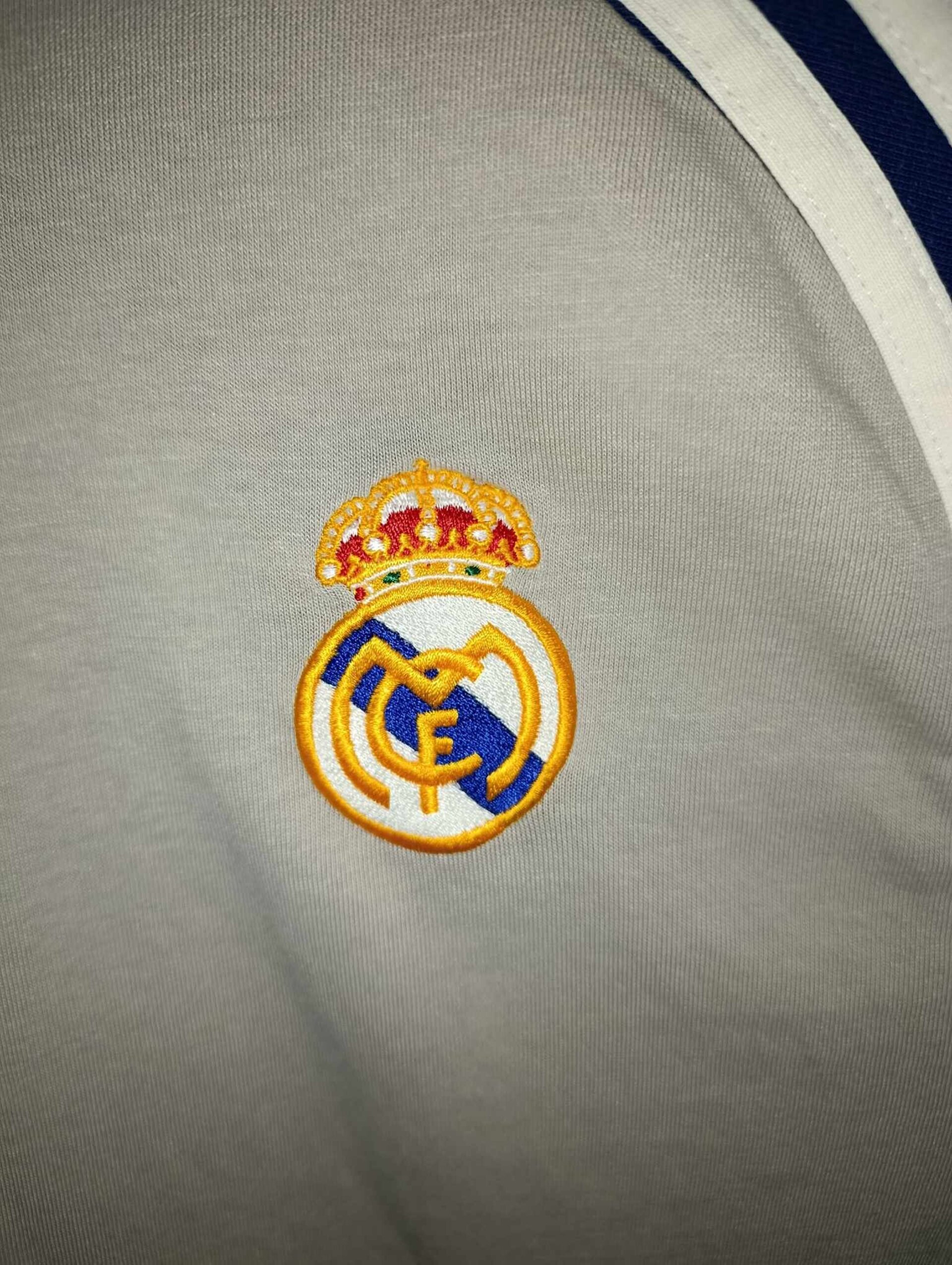 REAL MADRID 2000-2001 Training Size 42/44 - 6