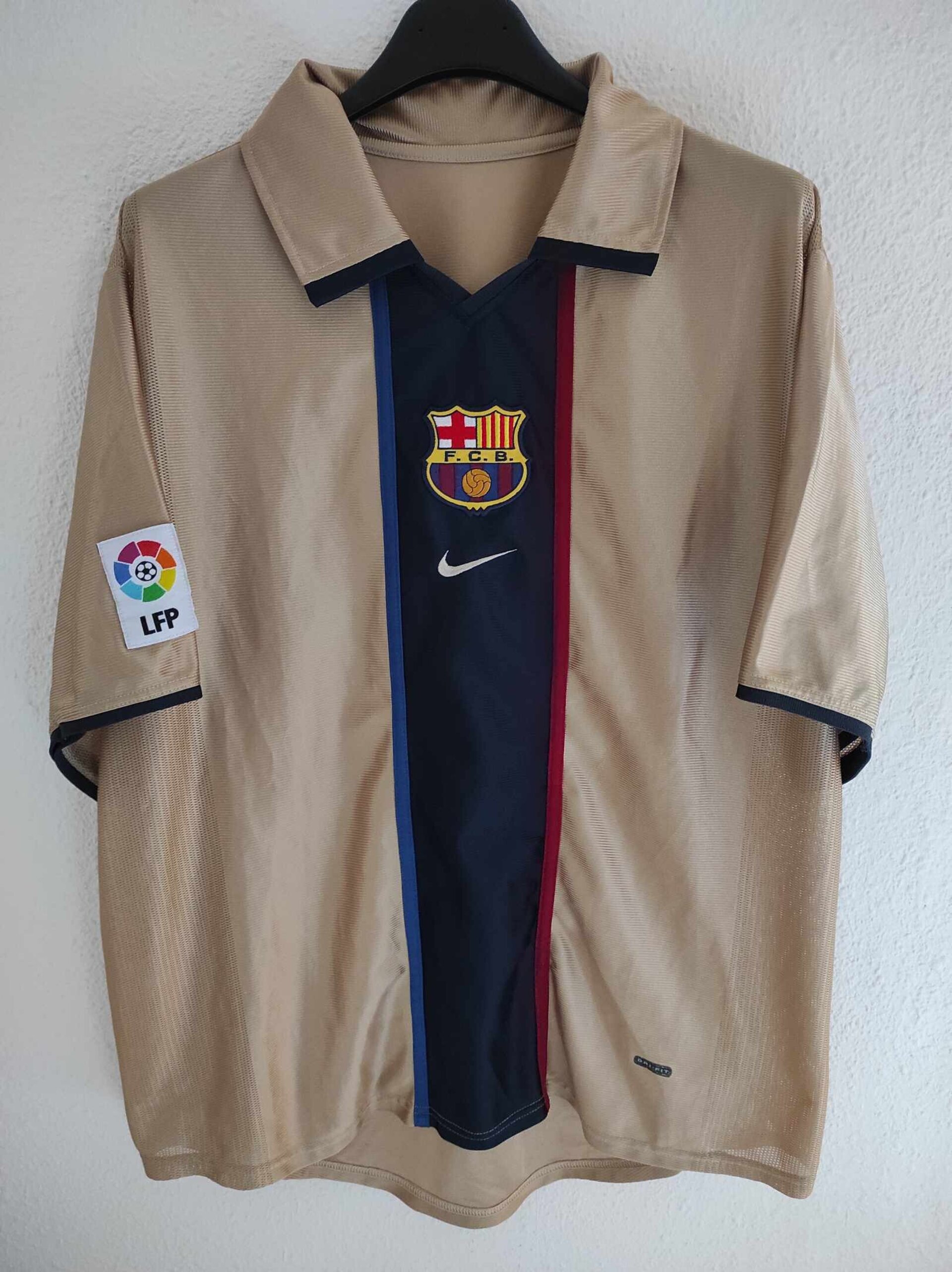 FC BARCELONA 2001-2002 away XL - 1